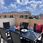 Seaview 3bedroom Penthouse Appartement