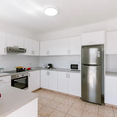 Seaview 3bedroom Penthouse Paphos