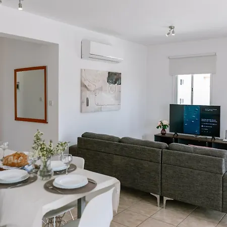 Seaview 3bedroom Penthouse شقة