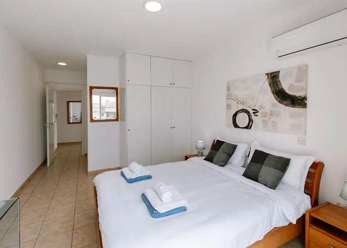 Seaview 3bedroom Penthouse * Paphos