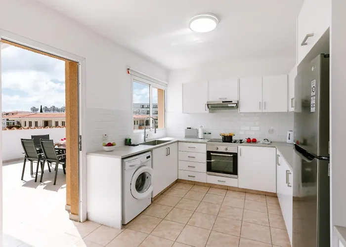 Seaview 3bedroom Penthouse * Paphos